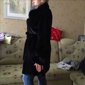 Продаётся норковая шуба
