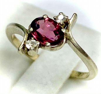 Серебряное кольцо