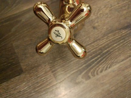 Смеситель Astracast English Gold