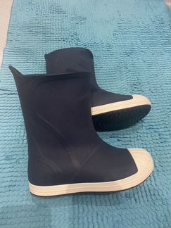 Резиновые сапоги Crocs
