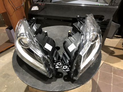 Фары ксенон Мерседес W204 C