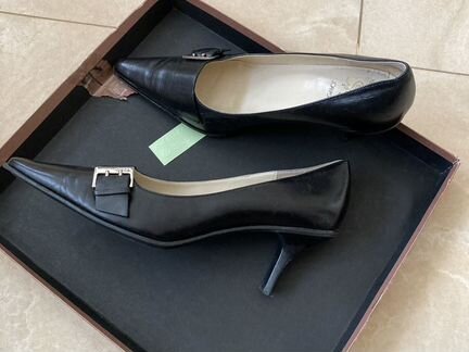 Туфли чёрные,кожаные