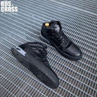 Мужские зимние кроссовки