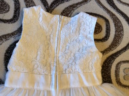 Платье Carter’s