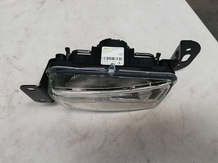 Туманка Toyota Corolla E12 81220-02051