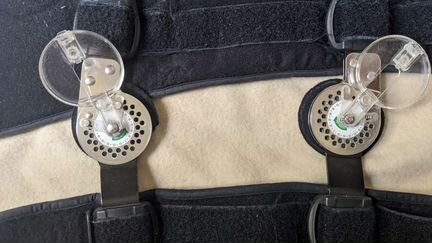 Коленный ортез