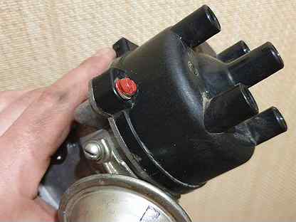 Катушка трамблера уаз. Трамблёр ваз 2108 карбюратор. Трамблер карбюратора на 3. Уаз карбюратор к 151 шланги. Трамблер на уаз 421 двигатель карбюратор.