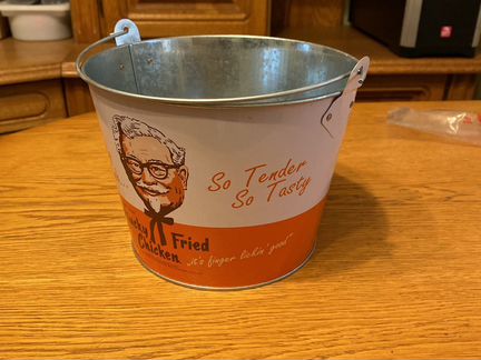 Ведро kfc