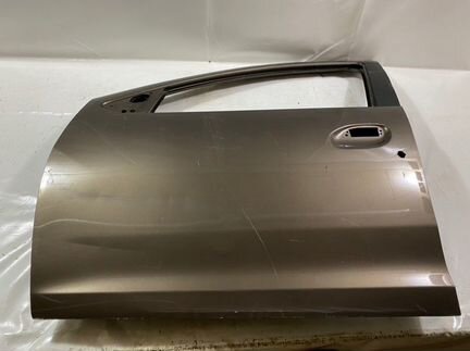 Дверь передняя левая Renault Sandero 2