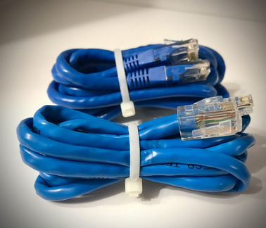 2 кабеля Ethernet по 1,5 метра