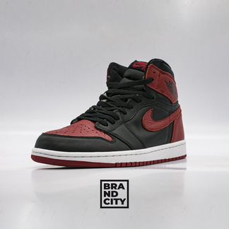 Nike Air Jordan 1 Retro Bred 