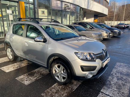 Renault Sandero Stepway 1.6 AT, 2017, 9 000 км