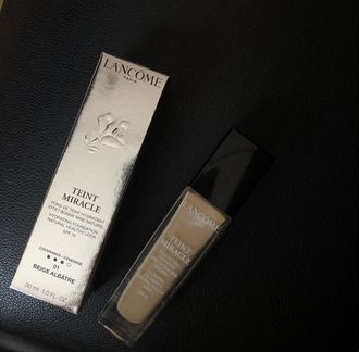 Крем тональный Lancome Teint Miracle оттенок 01 Be