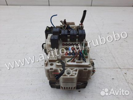 Блок предохранителей салонный Mitsubishi Galant 8