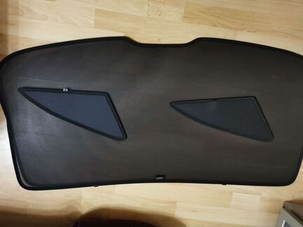 Шторки Audi q3 8U0064160+8U0064160A