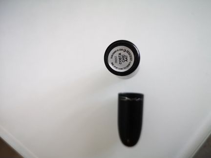Помада MAC Costa Chik A47 frost