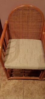 Банкетка из натурального ротанга