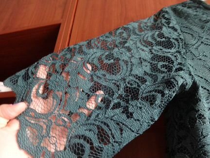 Темно зеленая блуза из гипюра из Японии