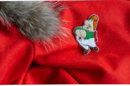 Брошь из бисера 