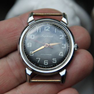 Механические часы кировские 1мчз им Кирова