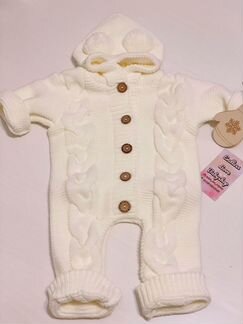 Комбинезон вязаный для новорожденного