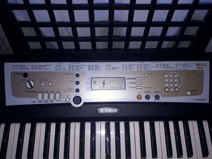 Синтезатор yamaha psr-r200