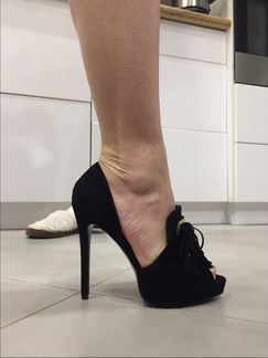 Туфли charles jourdan 37 р-р замша черные