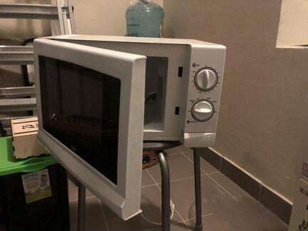 Микроволновка VR, модель MW-M1702