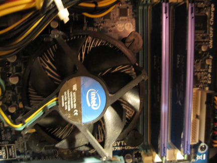 Gigabyte GA-H57M-USB3 rev. 2.0 + i5 650 3.20 Ghz