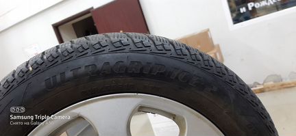 Goodyear UltraGrip Ice 2 215/55 R16 97T