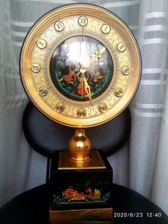 Часы камертонные весна