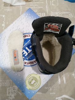 Новые зимние ботинки