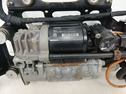 Компрессор пневмоподвески Audi A8 D4 4H