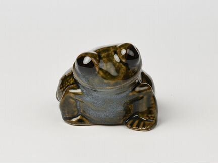 Жаба статуэтка Румыния