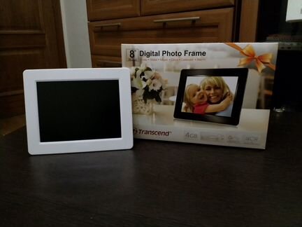 Фоторамка Transcend PF830 4GB TS4GPF830W