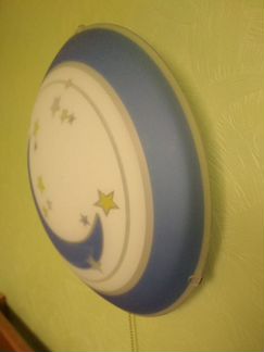 Светильник настенно-потолочный в детскую комнату