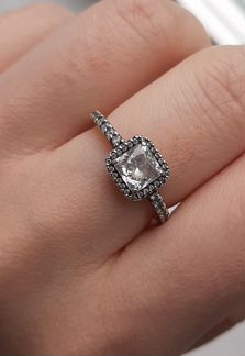 Кольцо Pandora