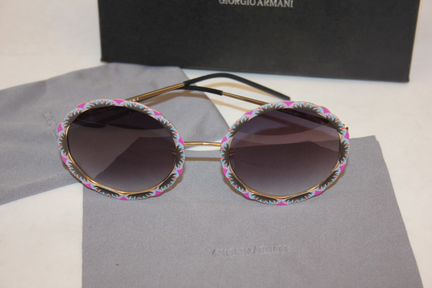 Солнцезащитные очки Armani