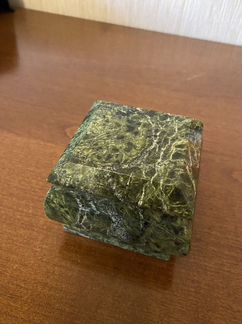 Ожерелье из натурального камня