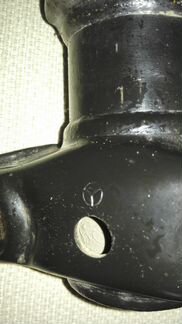 Амортизатор передний с под-й Мерседес SL 129, 140