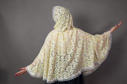 Венчальная накидка белая с золотым