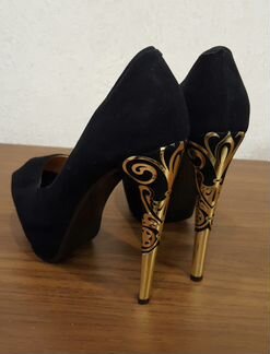 Замшевые туфли