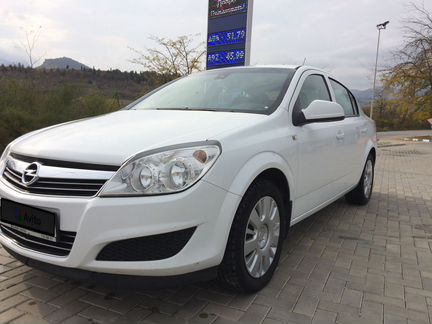 Opel Astra 1.6 МТ, 2011, 176 000 км