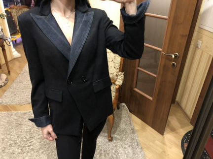Шикарный пиджак AnnaRitaN оригинал новый