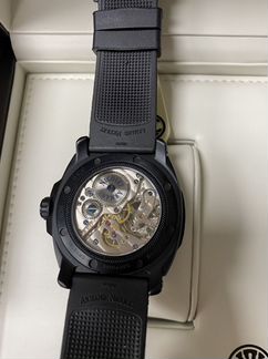 Часы armand nicolet
