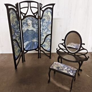 Кукольная мебель из дерева