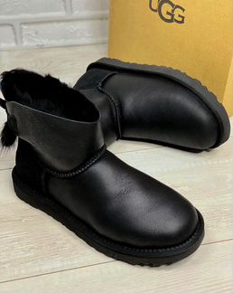 Угги UGG Australia Classic Mini Bailey Bow Black