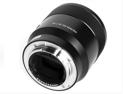 Sony FE 50mm f/2.8 Macro новый в упаковке