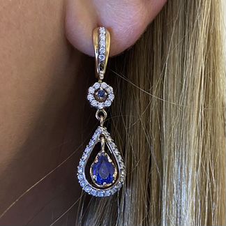 Золотые серьги с природными сапфирами и бриллианты