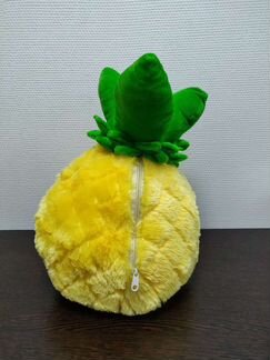 Ананас игрушка